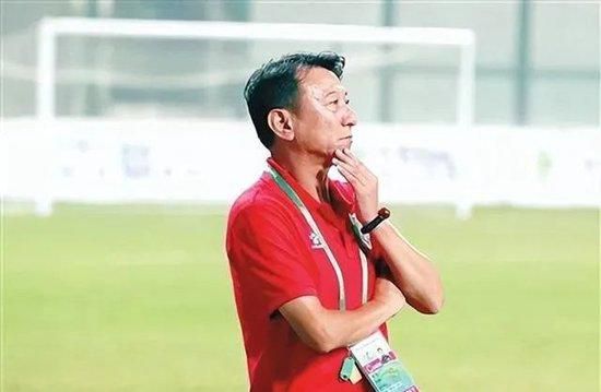 少妇大胆掰阴写真