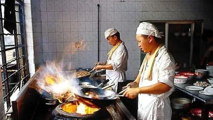 秋霞伊人网